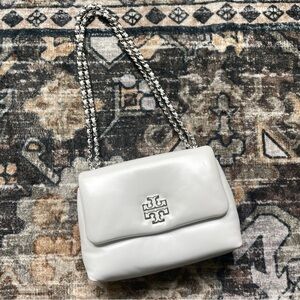 NWOT Tory Burch Britton Puffy Leather Optic White Silver Chain Shoulder Bag